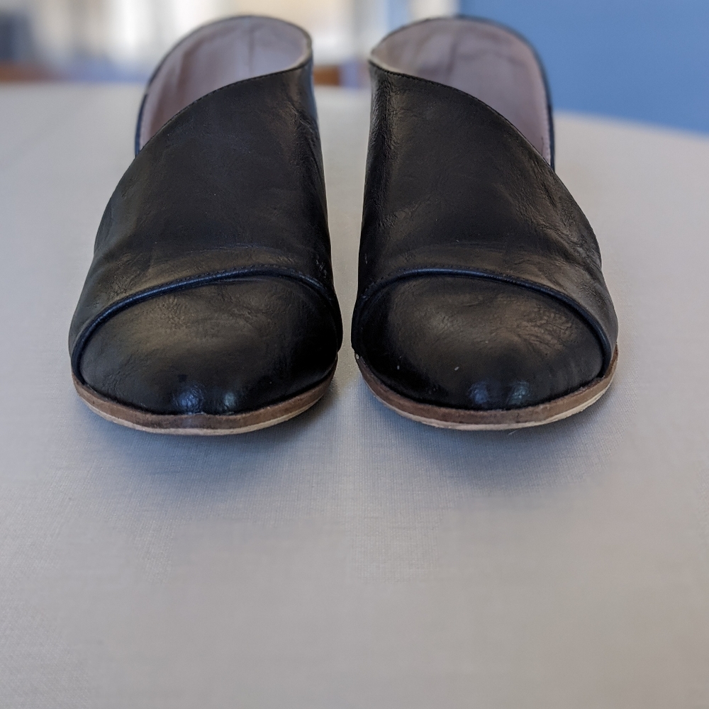 Catherine Malandrino Swan booties